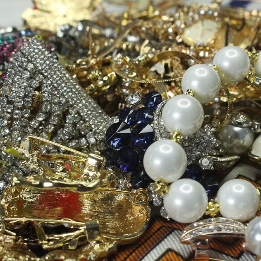 20 PIECES~ GRAB BAG~ ESTATE VTG COSTUME JEWELRY LOT~ NO JUNK~ READY TO WEAR 💎